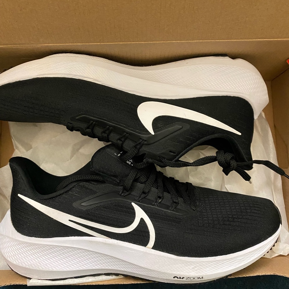Black Nike Zoom Pegasus 39 Running Shoes NEW